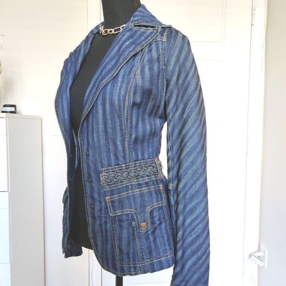 Vintage L.A.M.B. Gwen Stefani , Spring 2007 Fitted denim blazer - Picture 3 of 5